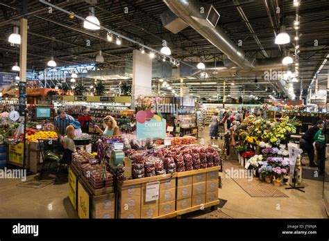 Whole foods roseville - Find fresh produce, meat, dairy, pantry and more at Whole Foods Market at 1001 Galleria Blvd, Roseville, CA 95678. Shop online or in-store, enjoy a hot and salad bar, a bakery and a delivery and pickup service. 